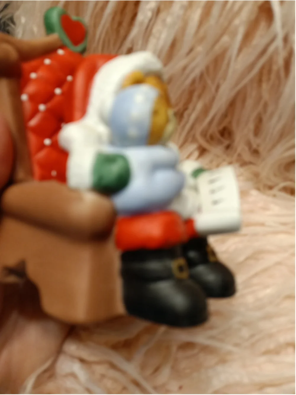 LUCY & ME 1986 Here Comes Santa Claus Music Box Santa List & Child Lucy Rigg